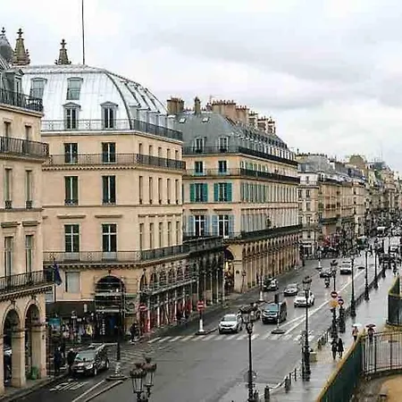 Iconic Location Only 500 Meters To The Louvre